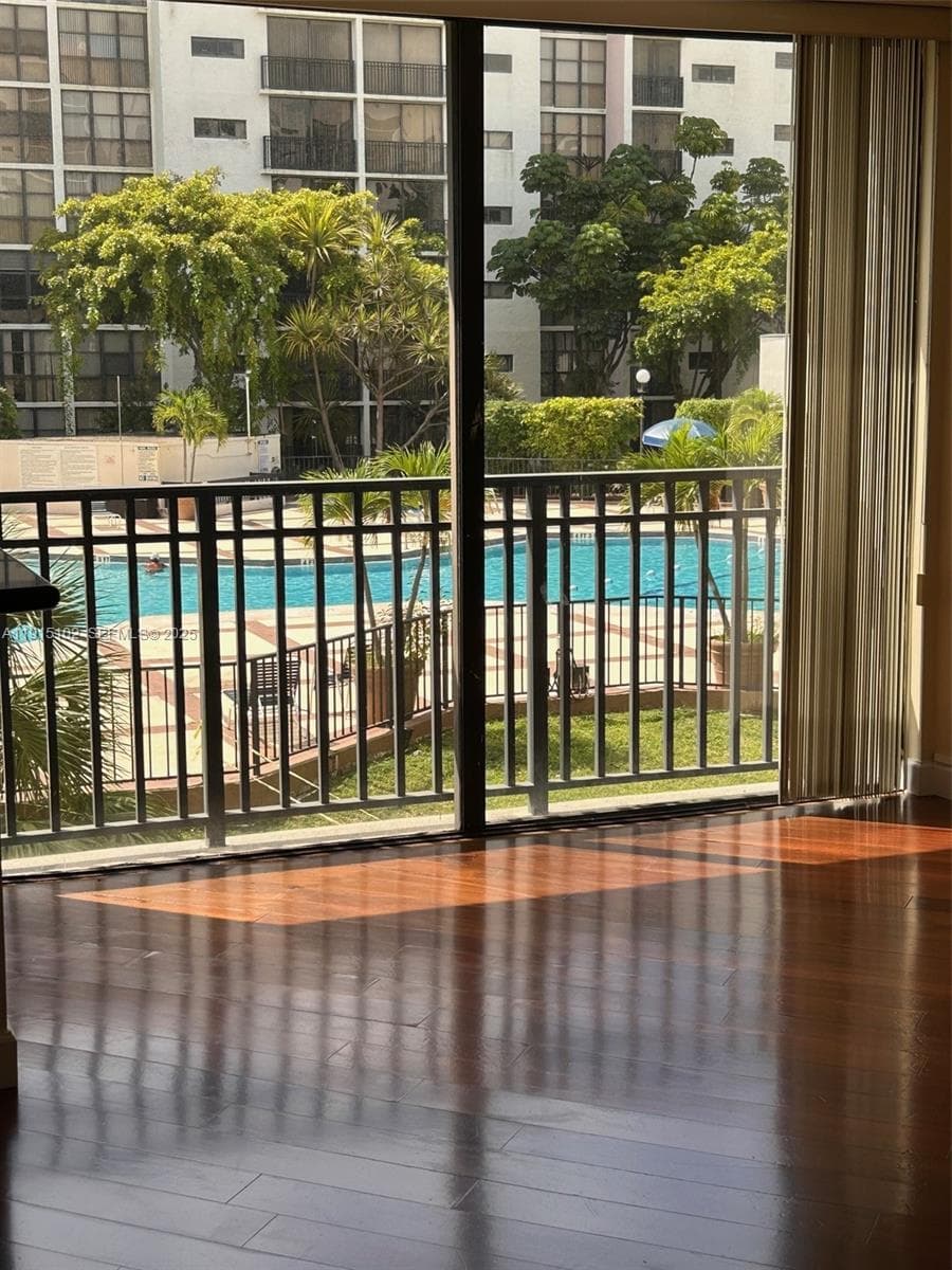 PLAZA OF AMERICAS CONDO P · #211 in Sunny Isles Beach - Photo 27