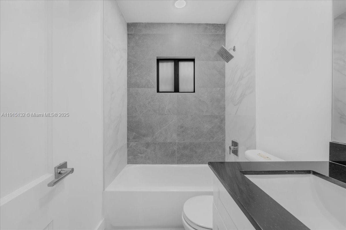 5220 SW 6 ST photo 34