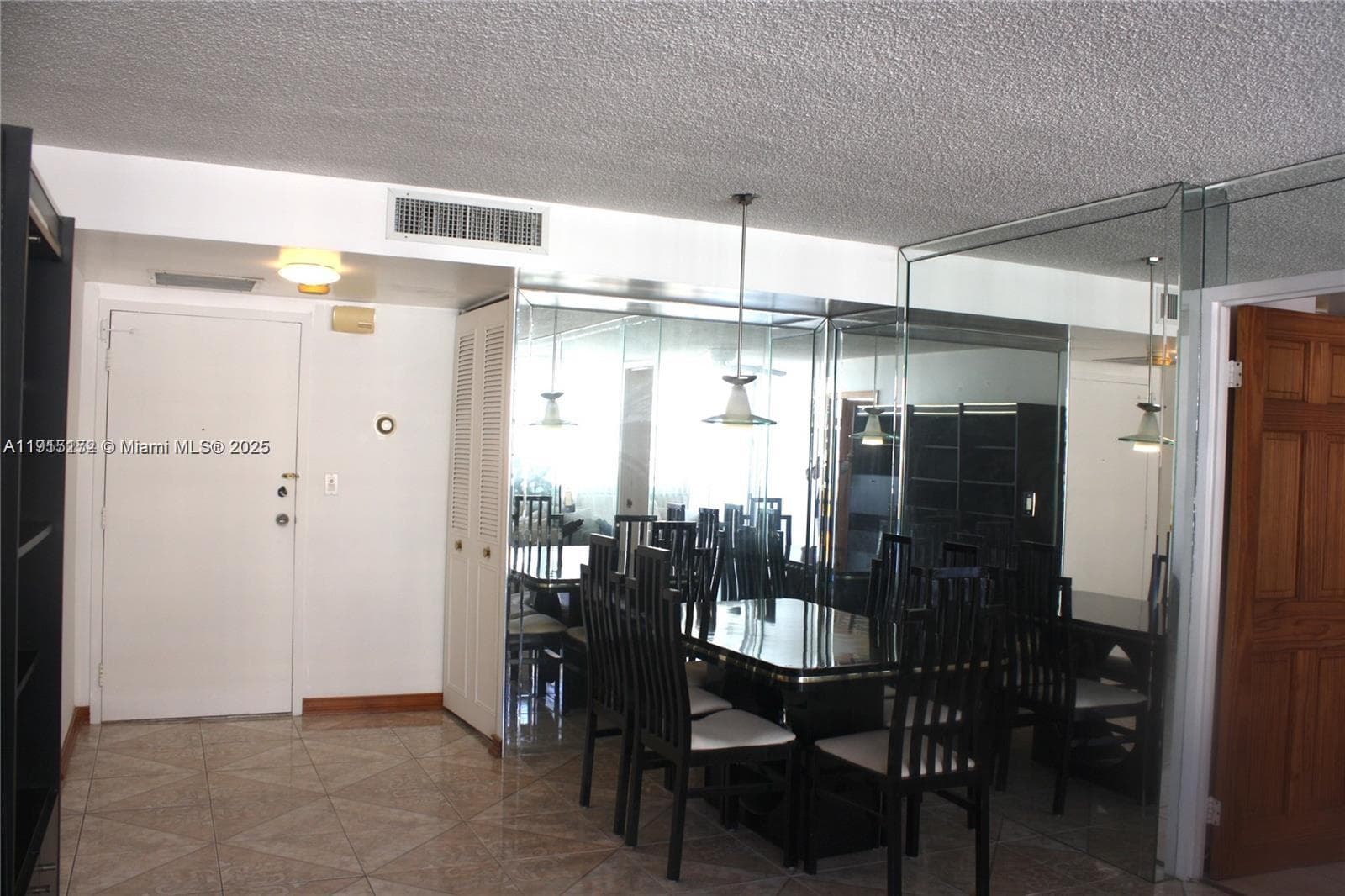 Winston Towers 100 · #1809 in Sunny Isles Beach - Photo 12