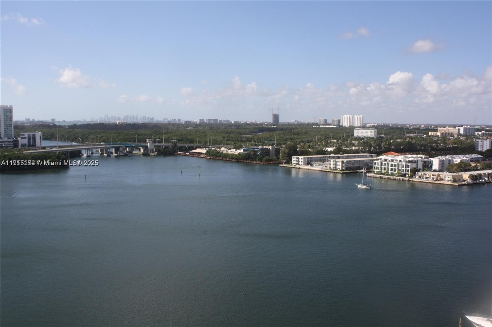 Winston Towers 100 · #1809 in Sunny Isles Beach - Photo 33