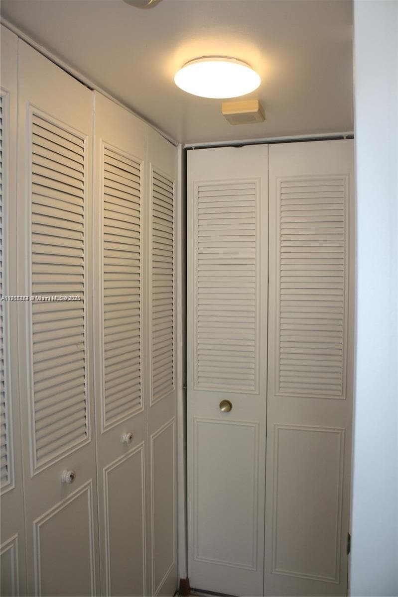 Winston Towers 100 · #1809 in Sunny Isles Beach - Photo 25