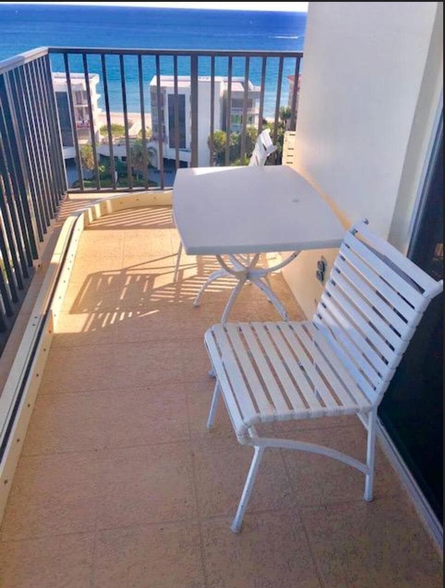 Wrap around balcony