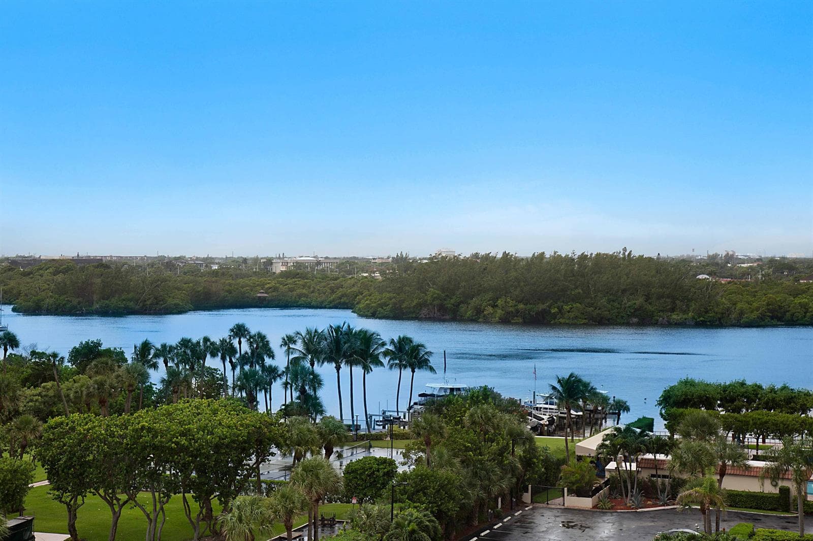 BOCA TOWERS LAKE WYMAN