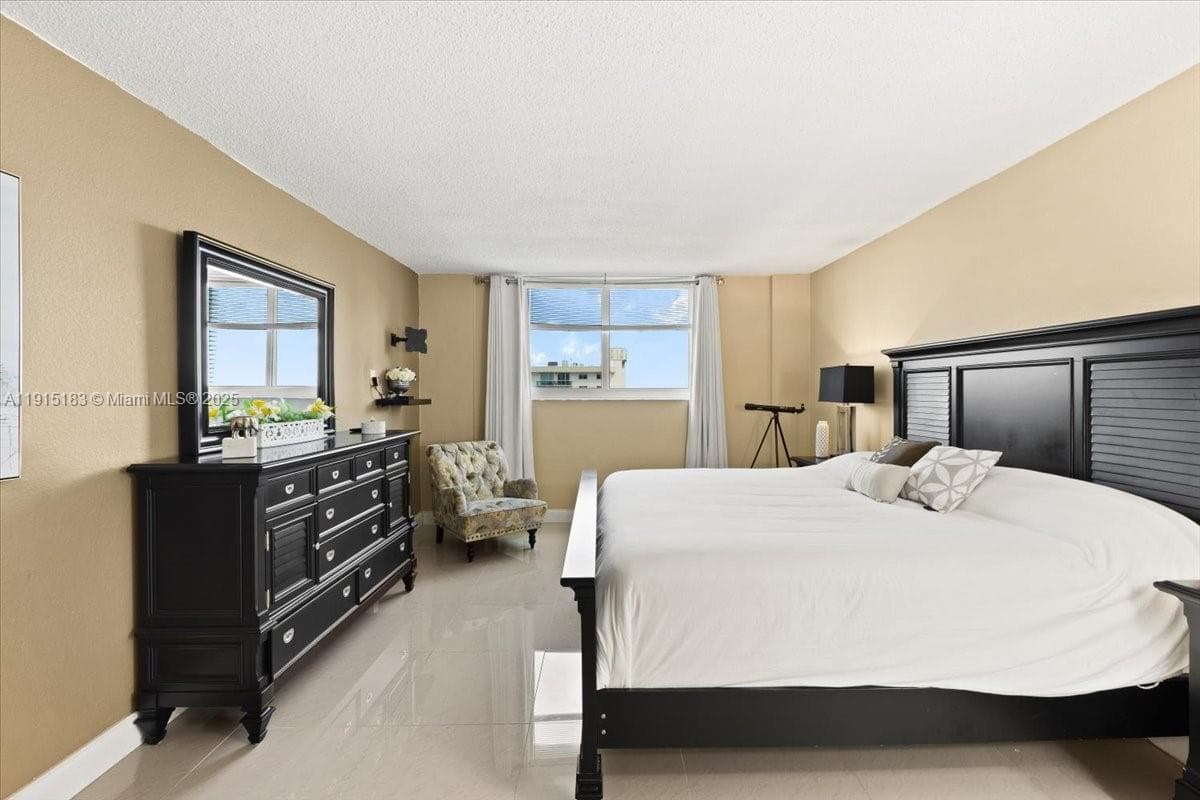 OCEANVIEW BUILDING B COND · #1602 in Sunny Isles Beach - Photo 5