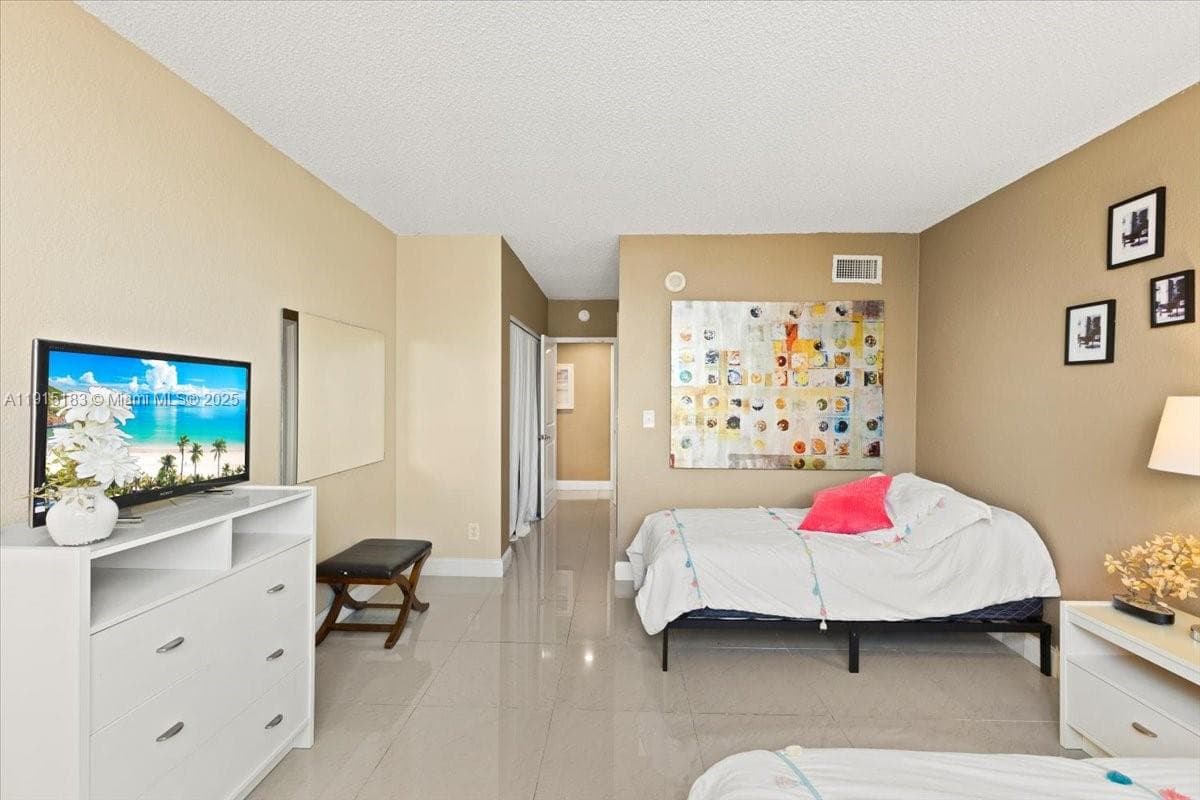 OCEANVIEW BUILDING B COND · #1602 in Sunny Isles Beach - Photo 20