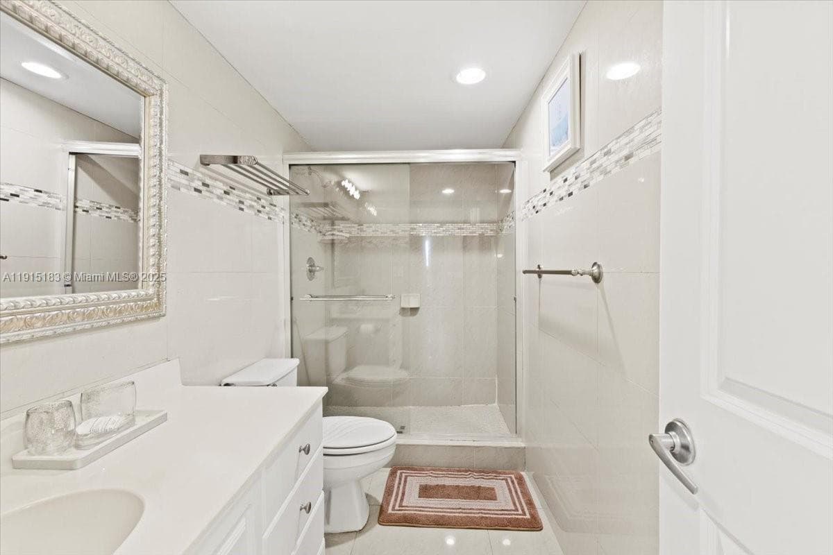 OCEANVIEW BUILDING B COND · #1602 in Sunny Isles Beach - Photo 24