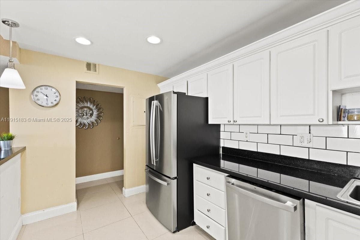 OCEANVIEW BUILDING B COND · #1602 in Sunny Isles Beach - Photo 10