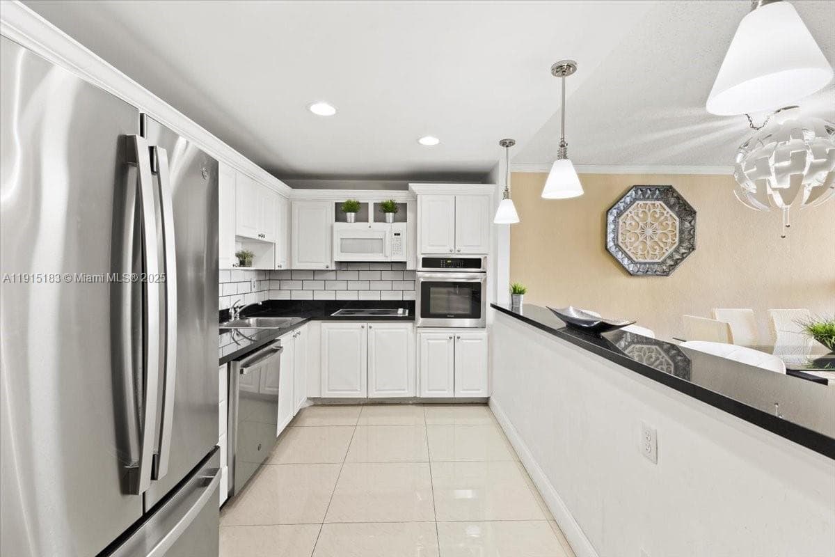 OCEANVIEW BUILDING B COND · #1602 in Sunny Isles Beach - Photo 8