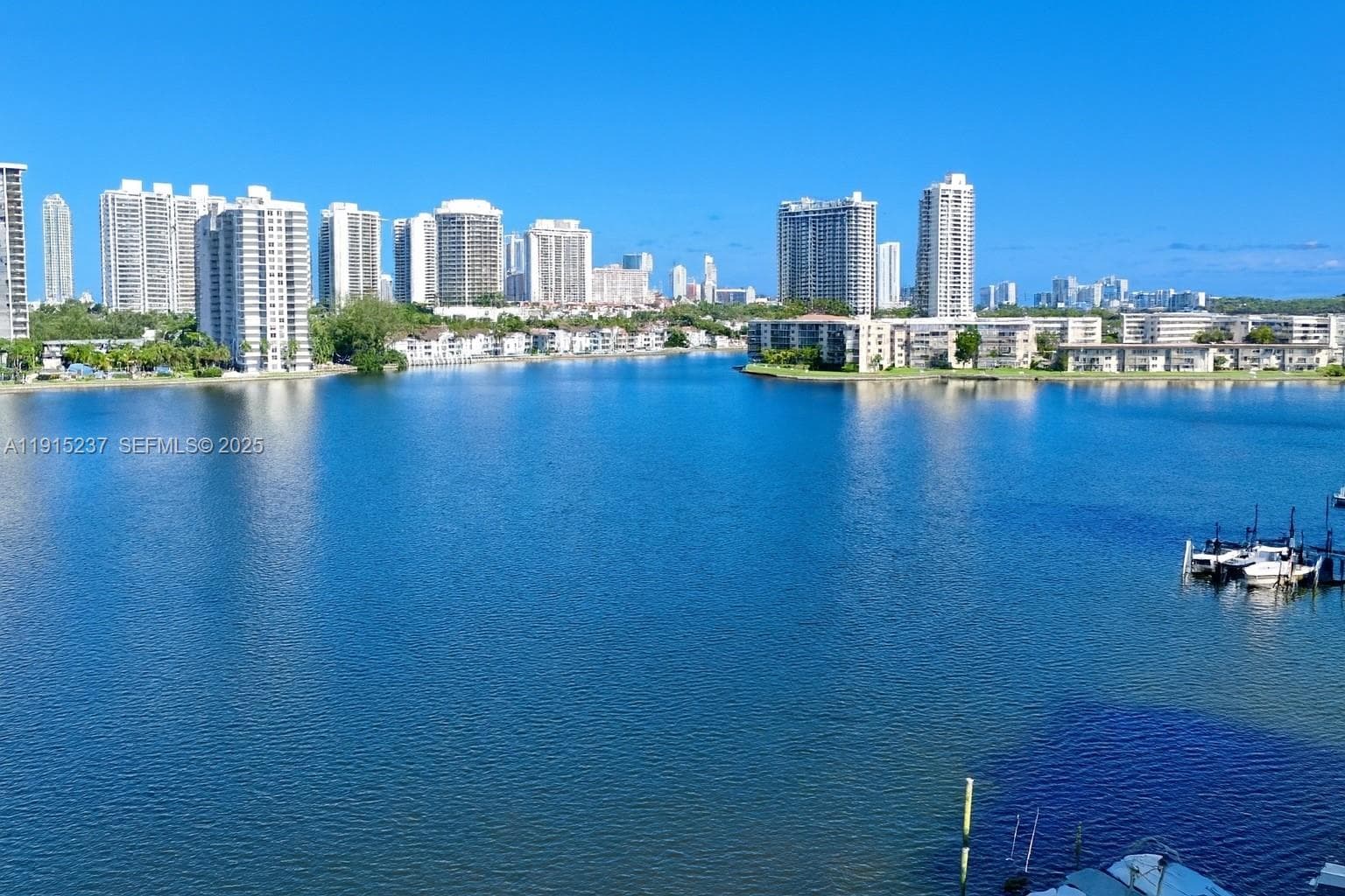 COMMODORE PLAZA CONDO · #717 in Aventura - Photo 24
