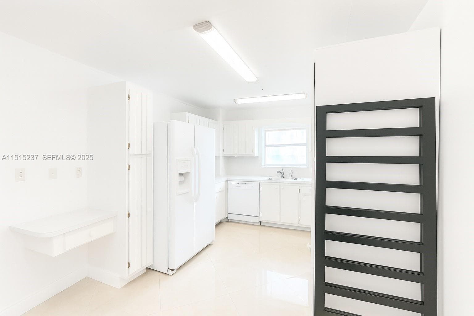 COMMODORE PLAZA CONDO · #717 in Aventura - Photo 11