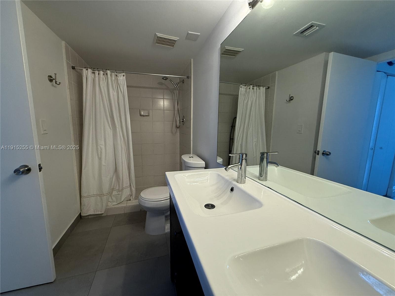 PARC CENTRAL AVENTURA EAS · #1709 in Aventura - Photo 15