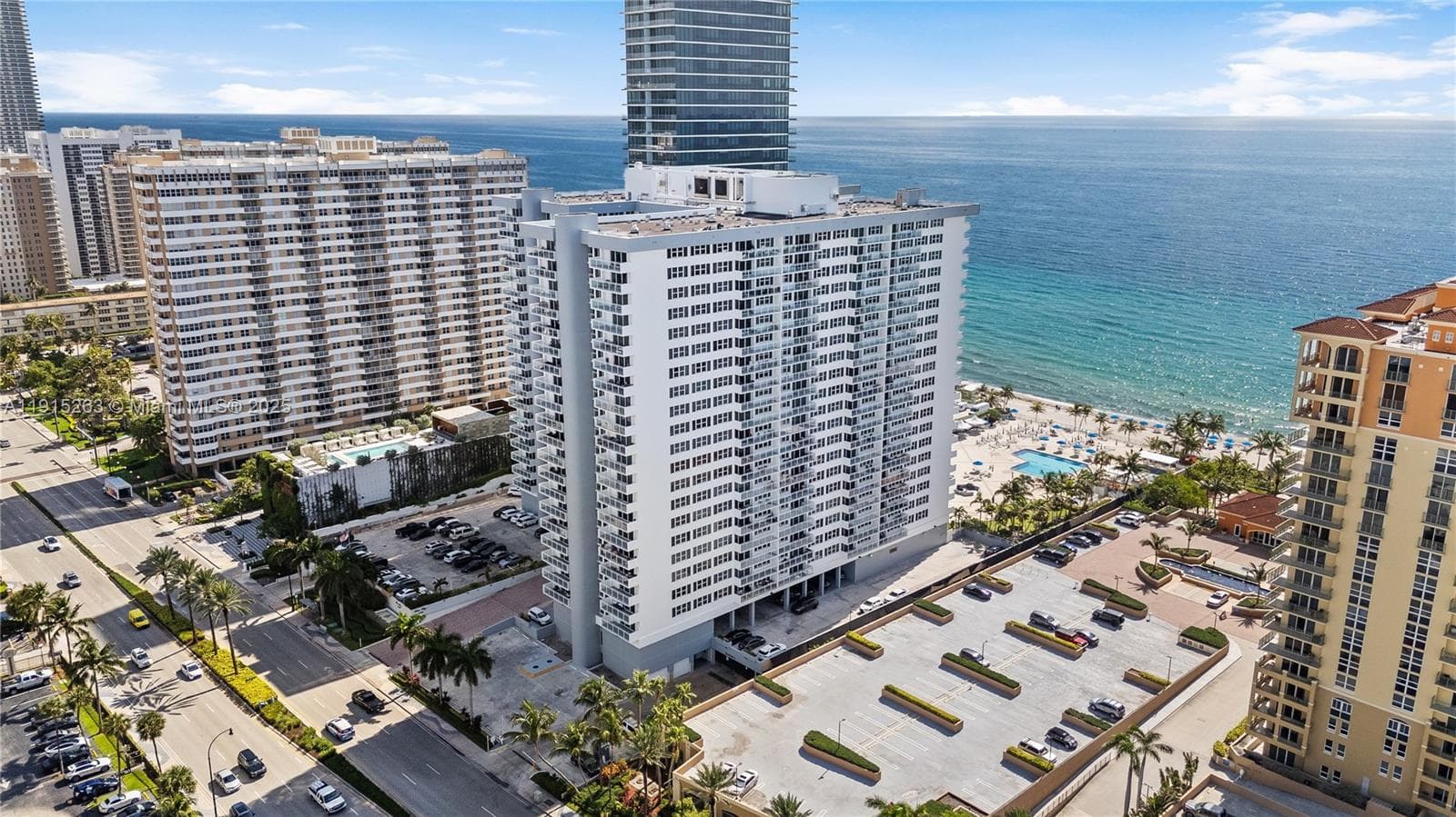 PARKER PLAZA CONDO ESTATE · #1716 in Hallandale Beach - Photo 14