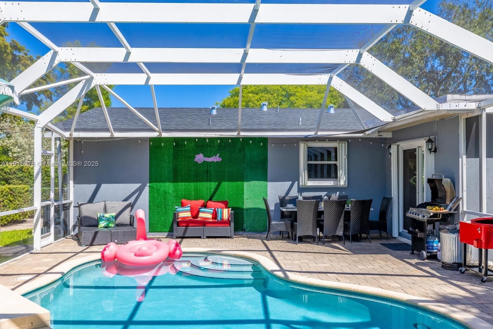 312 N Luna Ct #0 photo 2