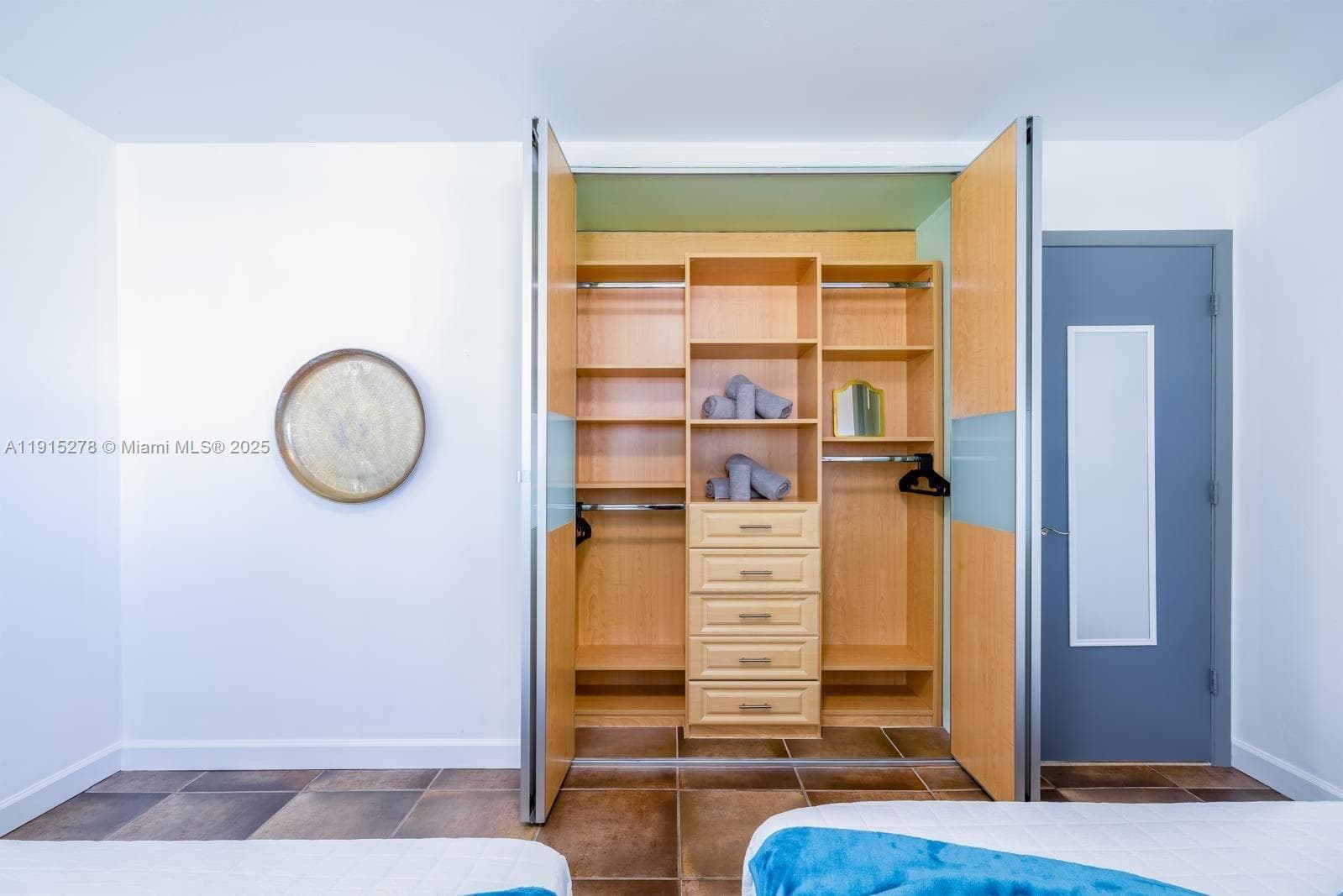312 N Luna Ct #0 photo 21