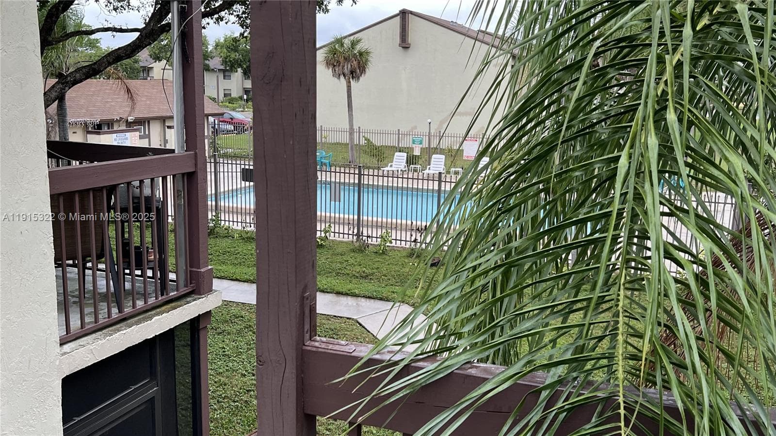 MCARTHUR PARK MISTY LAKE · #205 in Miami Gardens - Photo 2