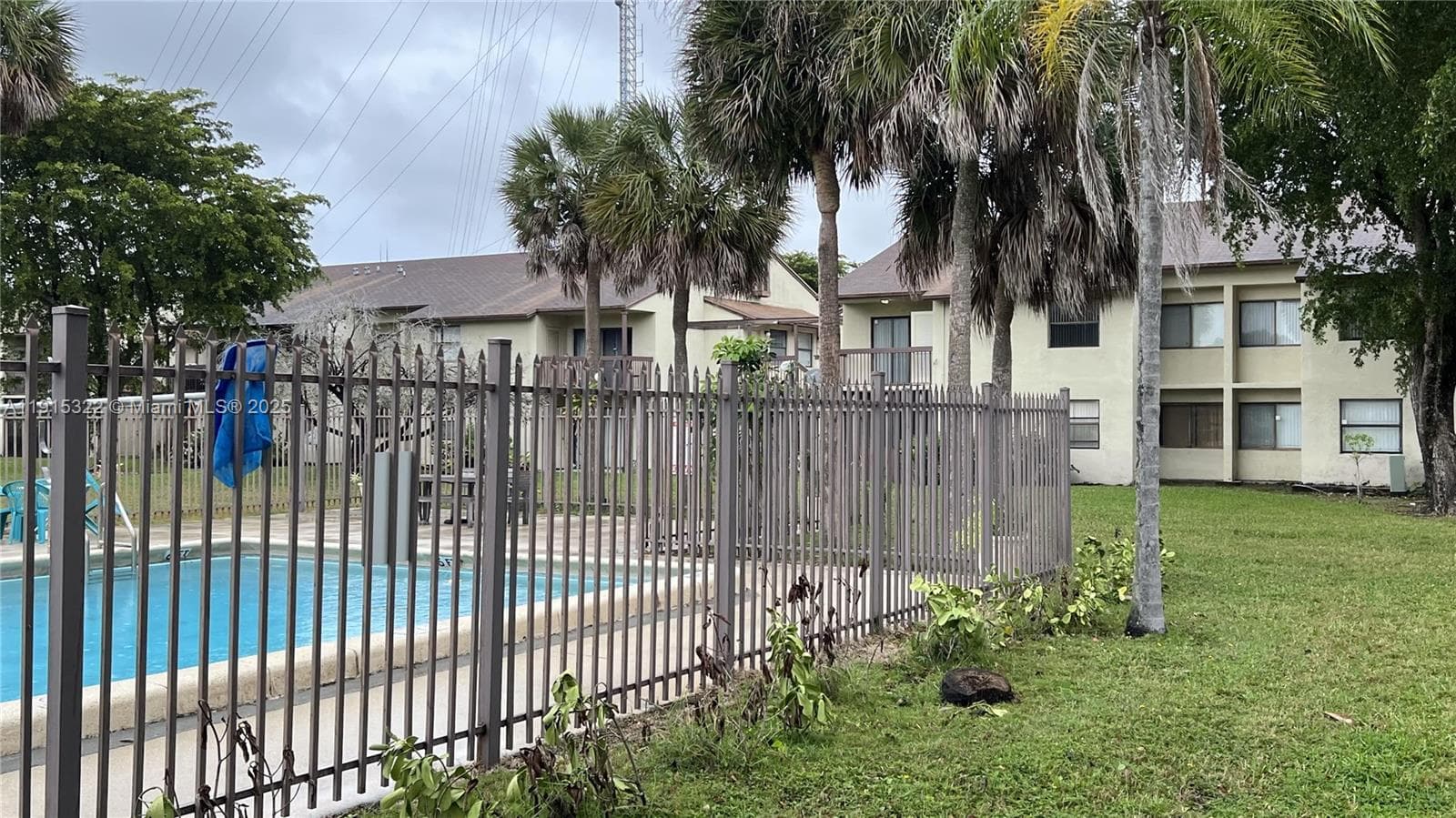 MCARTHUR PARK MISTY LAKE · #205 in Miami Gardens - Photo 6