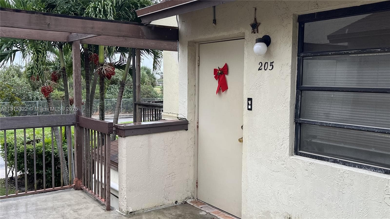 MCARTHUR PARK MISTY LAKE · #205 in Miami Gardens - Photo 1
