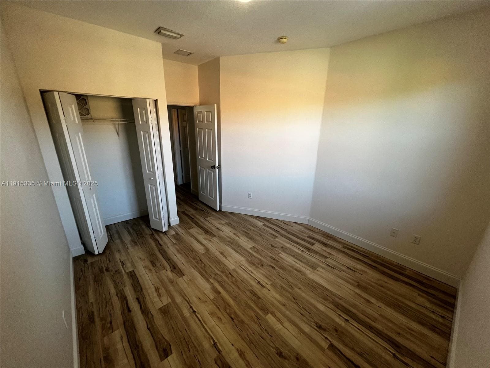 Villas at Harbor isles · #1406 in Dania Beach - Photo 11