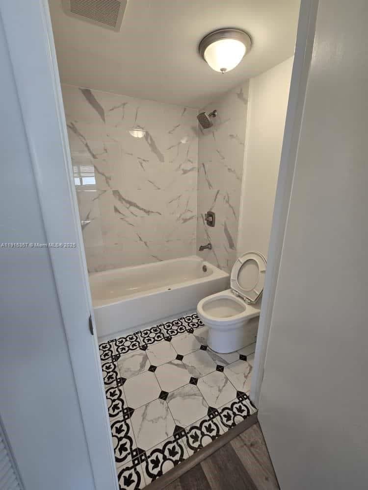 BAYVIEW GARDENS CONDO · #301 in Miami Beach - Photo 15