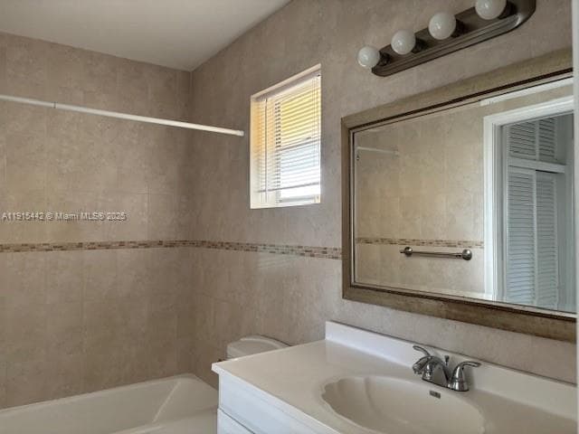 BISCAYNE LAKE GARDENS · #33 in Aventura - Photo 8