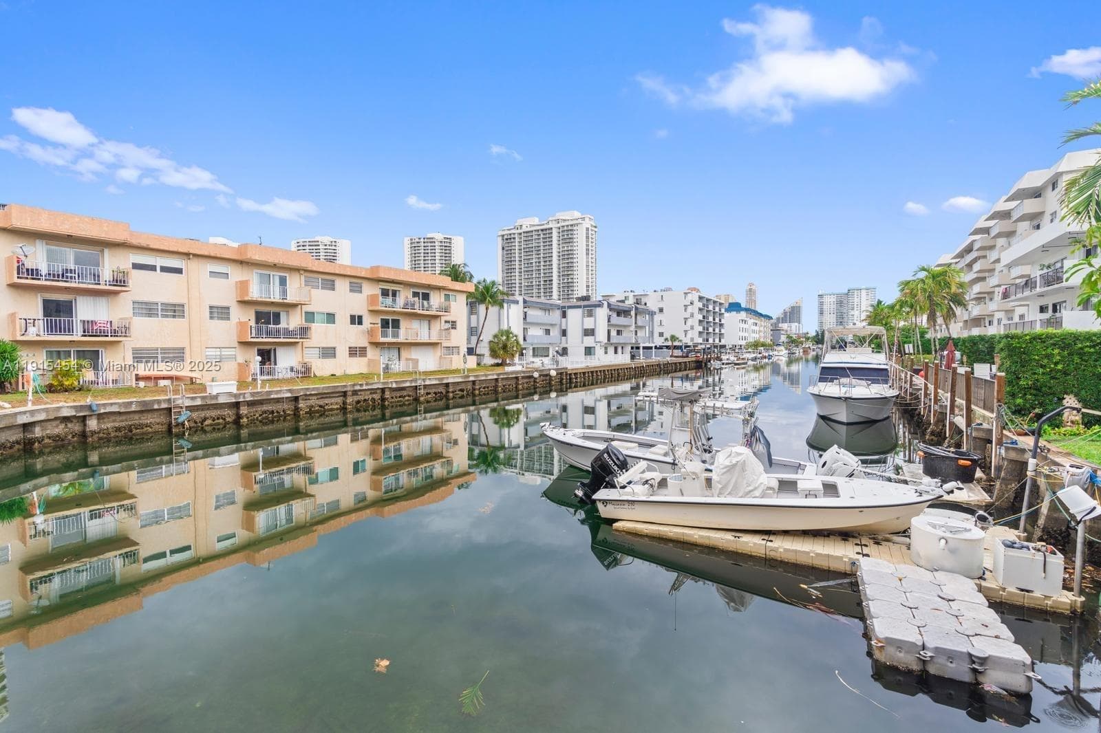FLORENCE CONDO · #104 in North Miami Beach - Photo 2