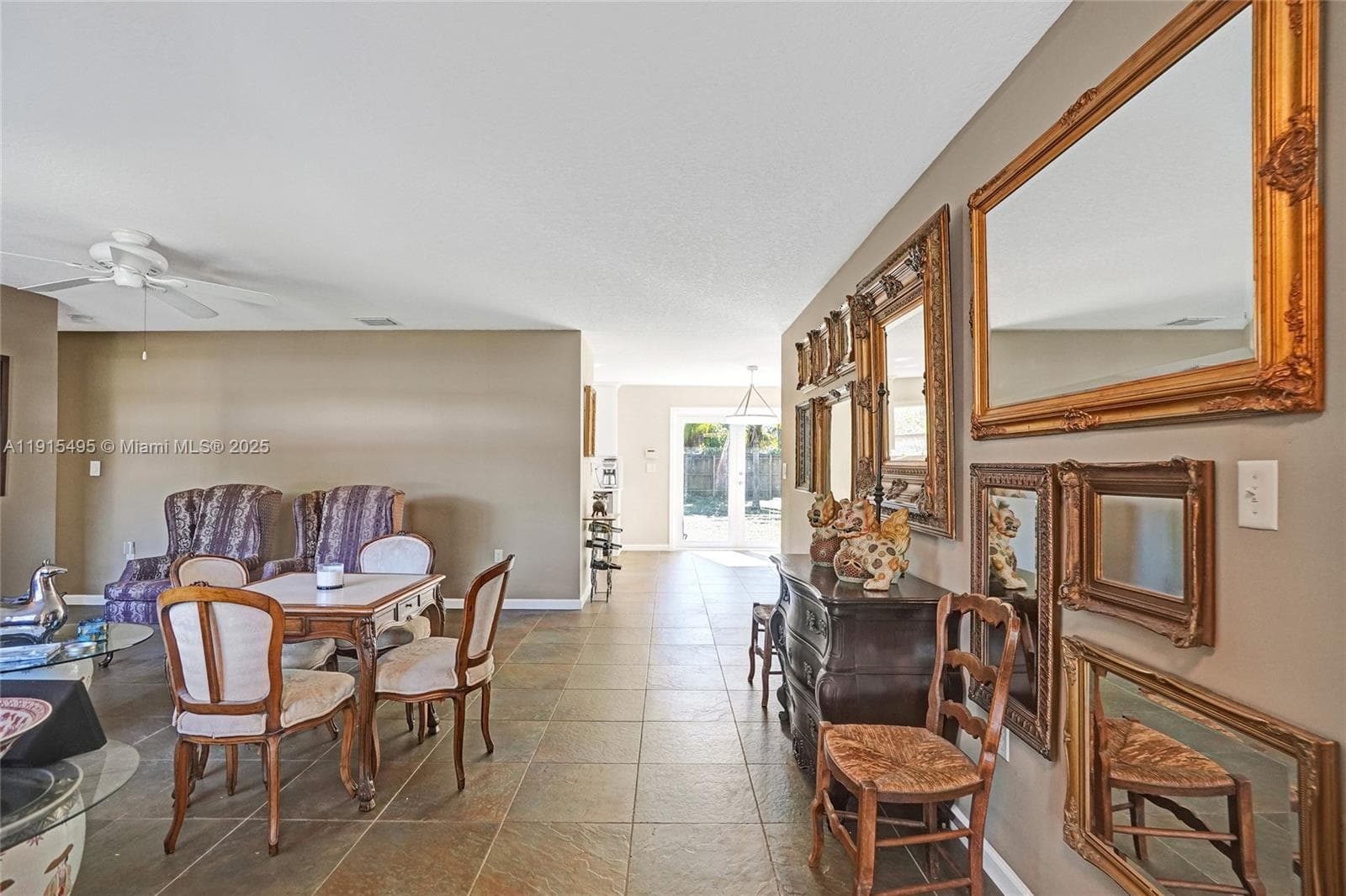 3350 Berkeley Blvd photo 7