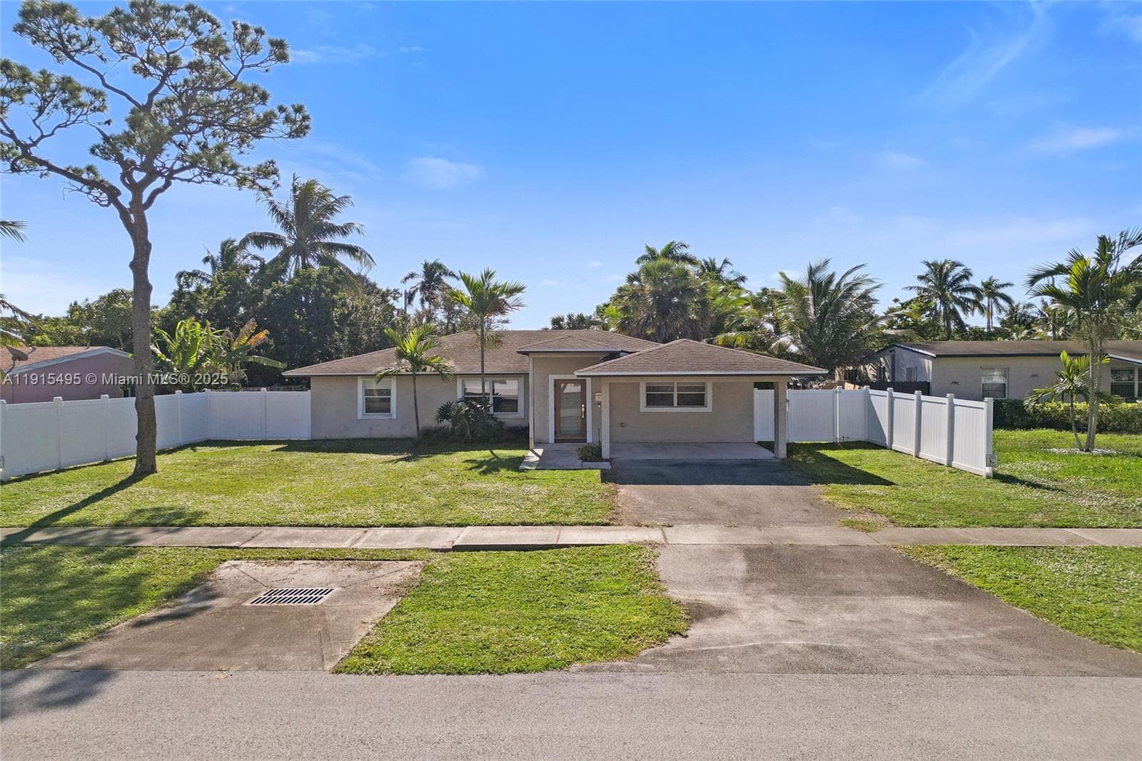3350 Berkeley Blvd photo 1