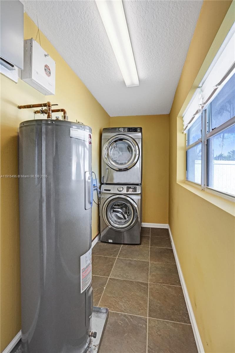 3350 Berkeley Blvd photo 28