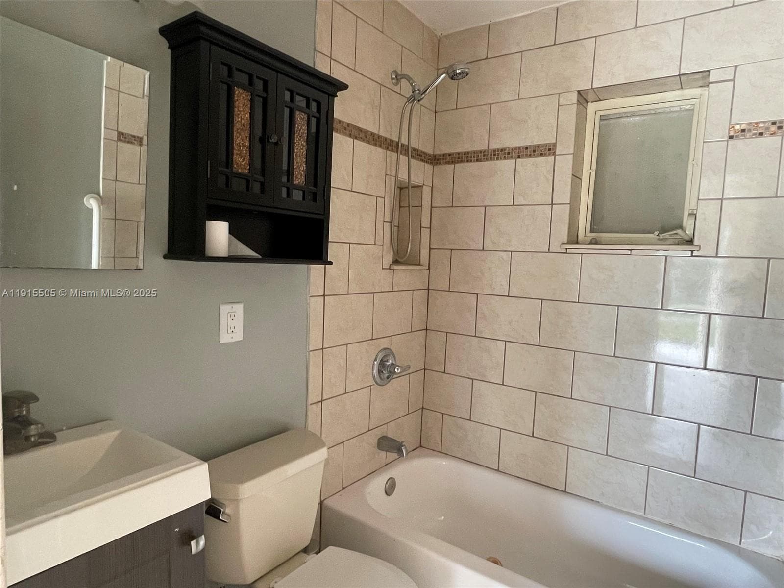5805 Moseley St photo 9