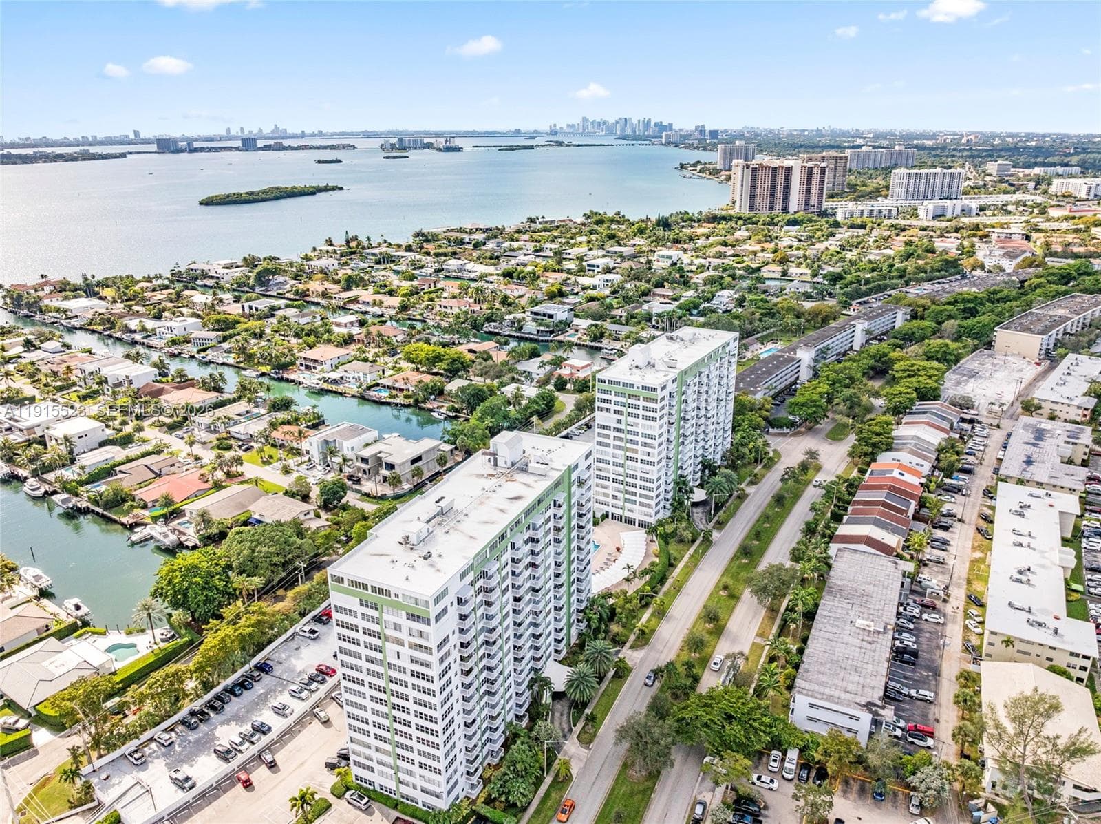 BAYVIEW TOWERS · #B1006 in North Miami - Photo 38