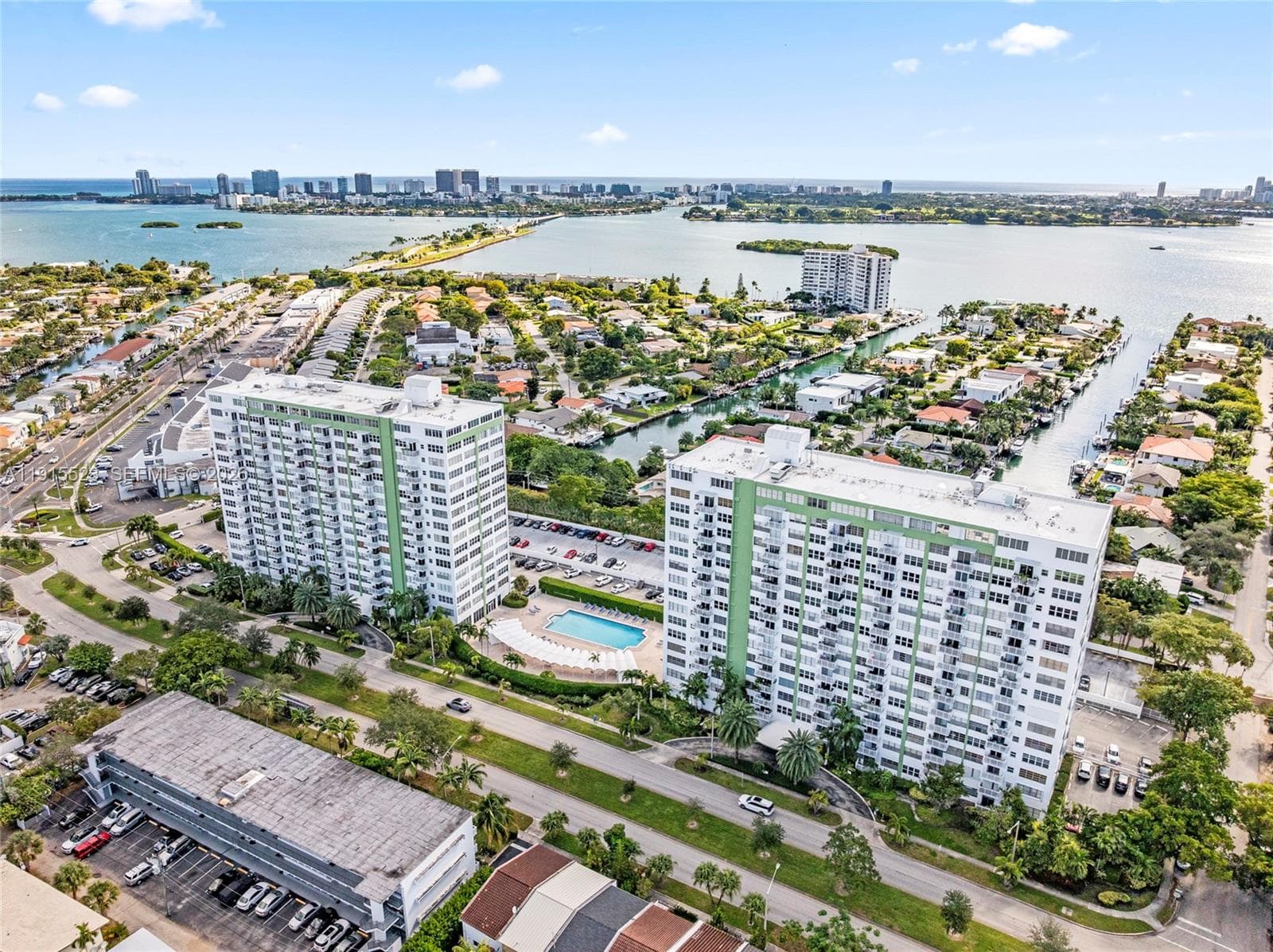 BAYVIEW TOWERS · #B1006 in North Miami - Photo 37