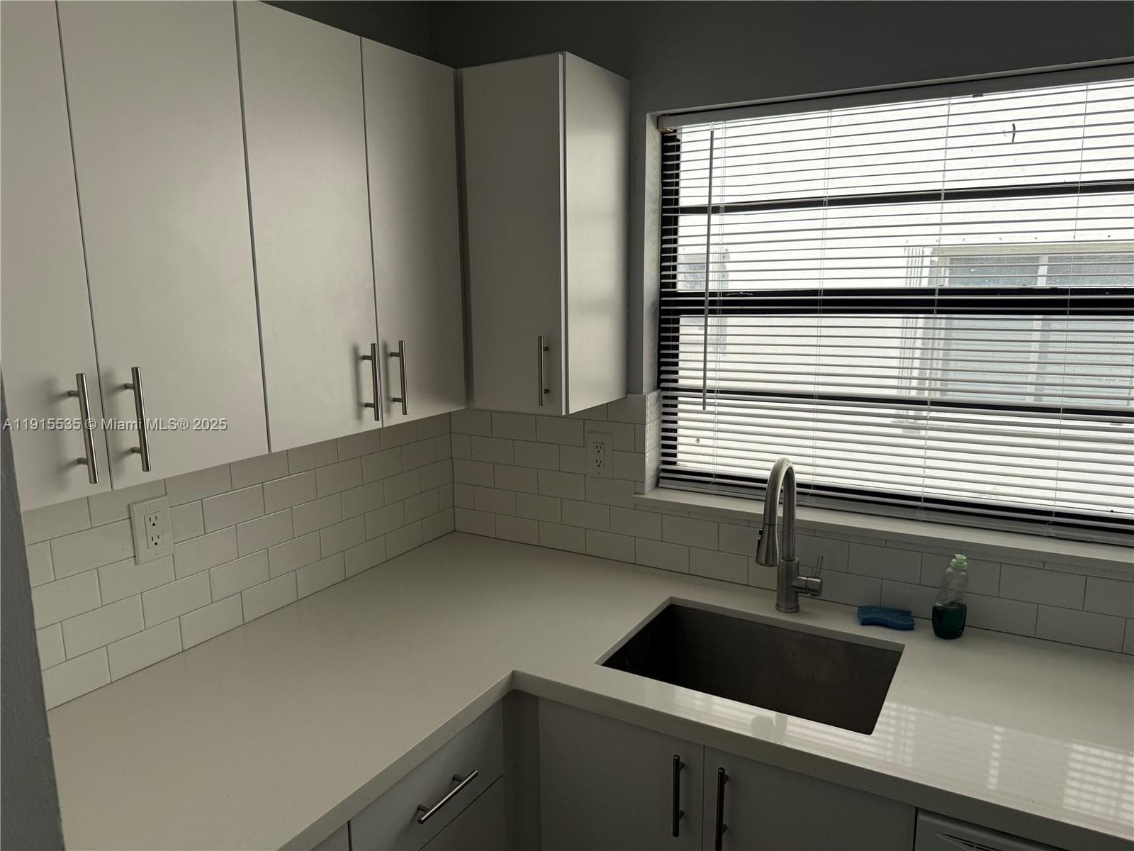 MAPIA CONDO · #5 in Miami Beach - Photo 13