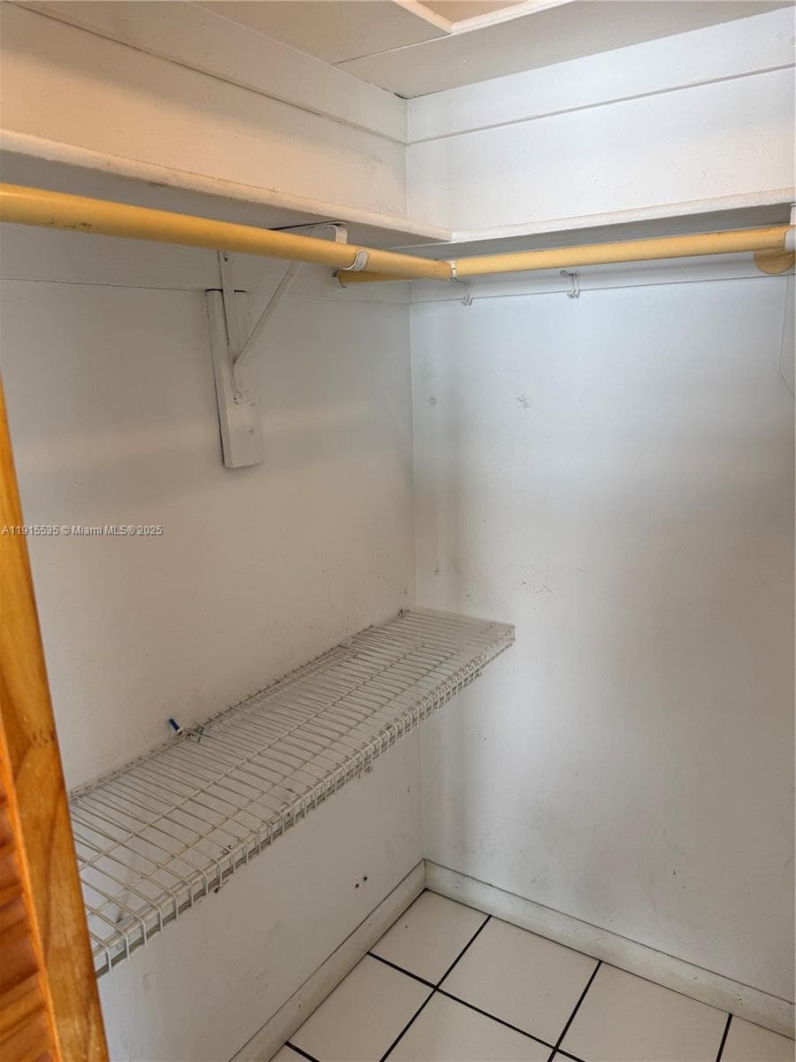 Walk-in closet
