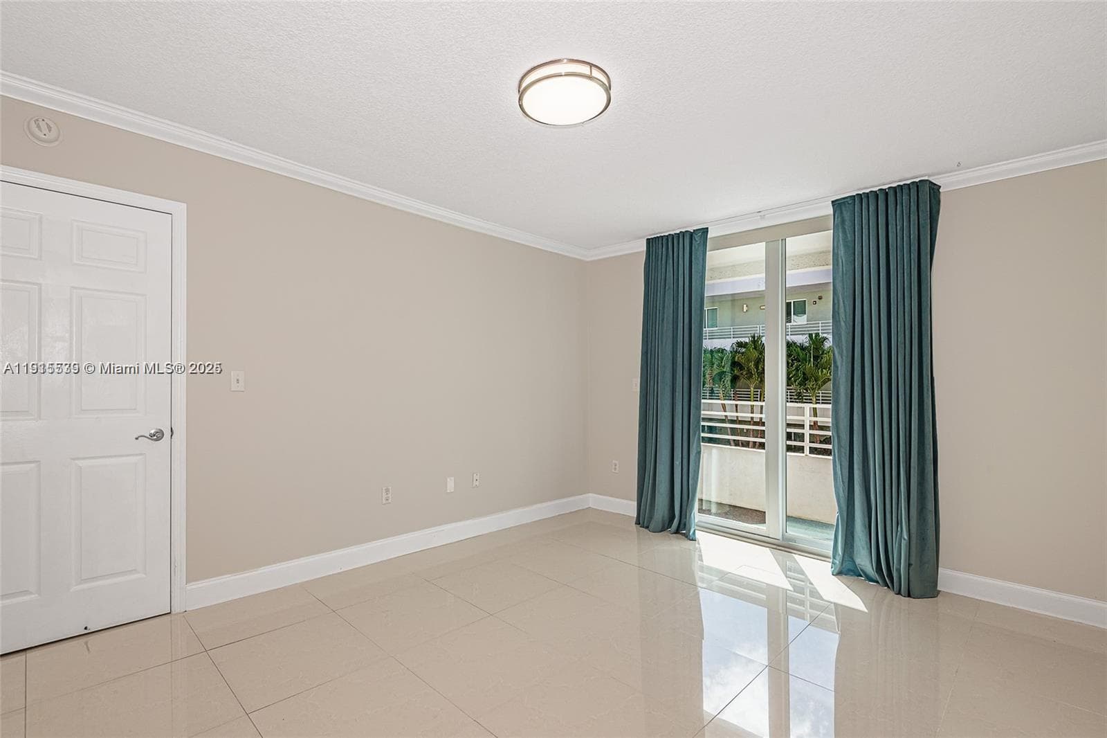 ROND POINT CONDO · #303 in Miami Beach - Photo 14