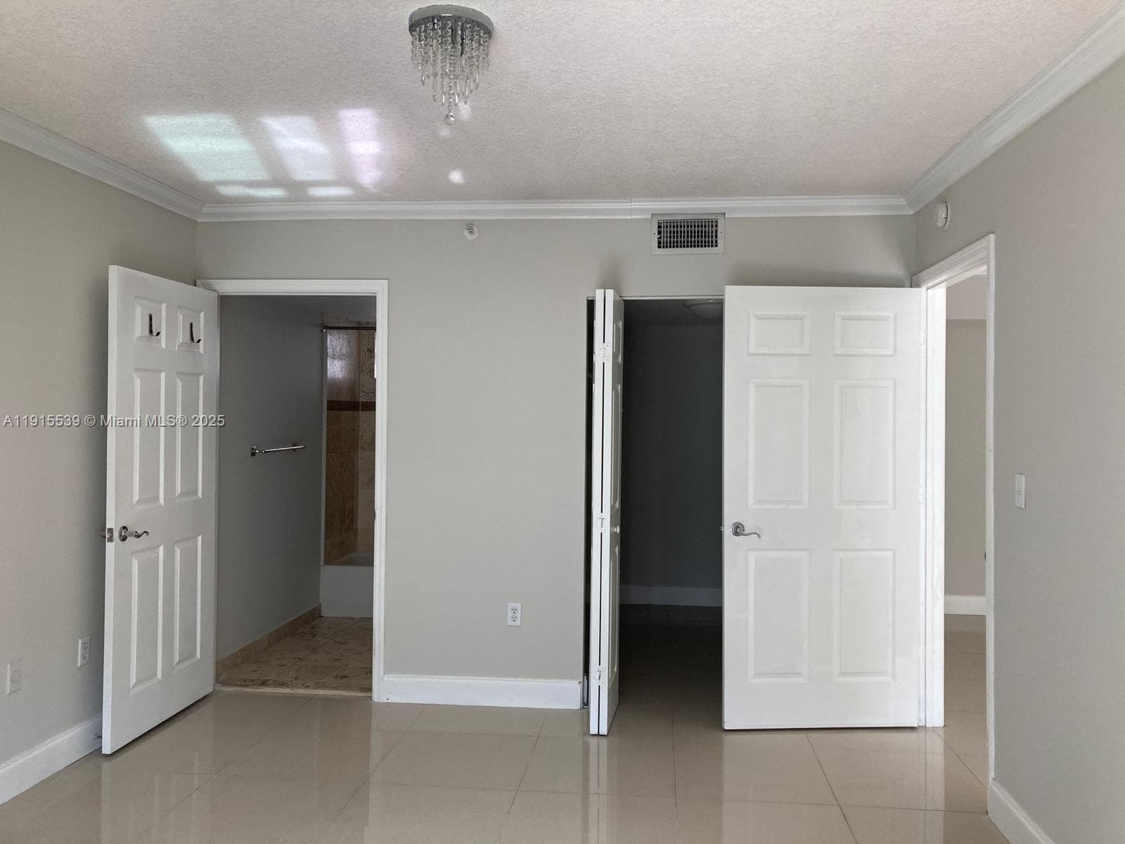 ROND POINT CONDO · #303 in Miami Beach - Photo 25
