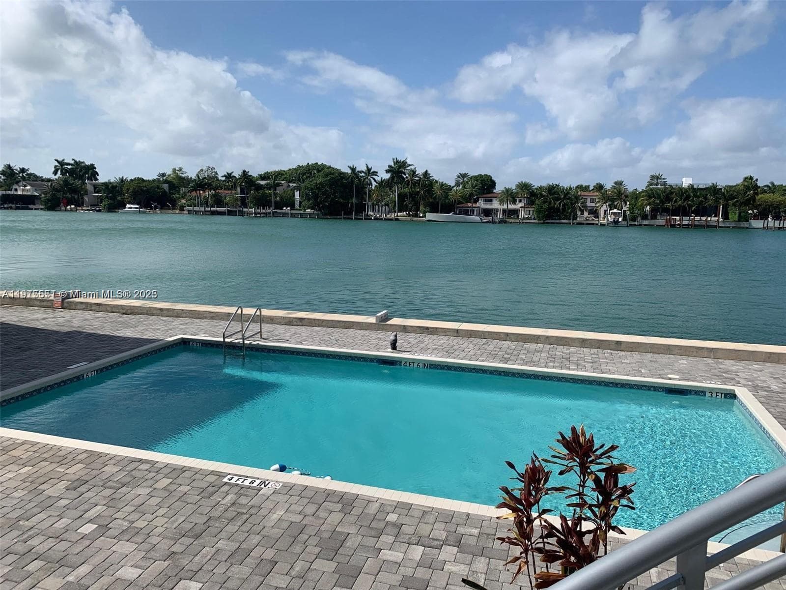 AMD PL OF 2ND OCEAN FRONT · #314 in Miami Beach - Photo 11