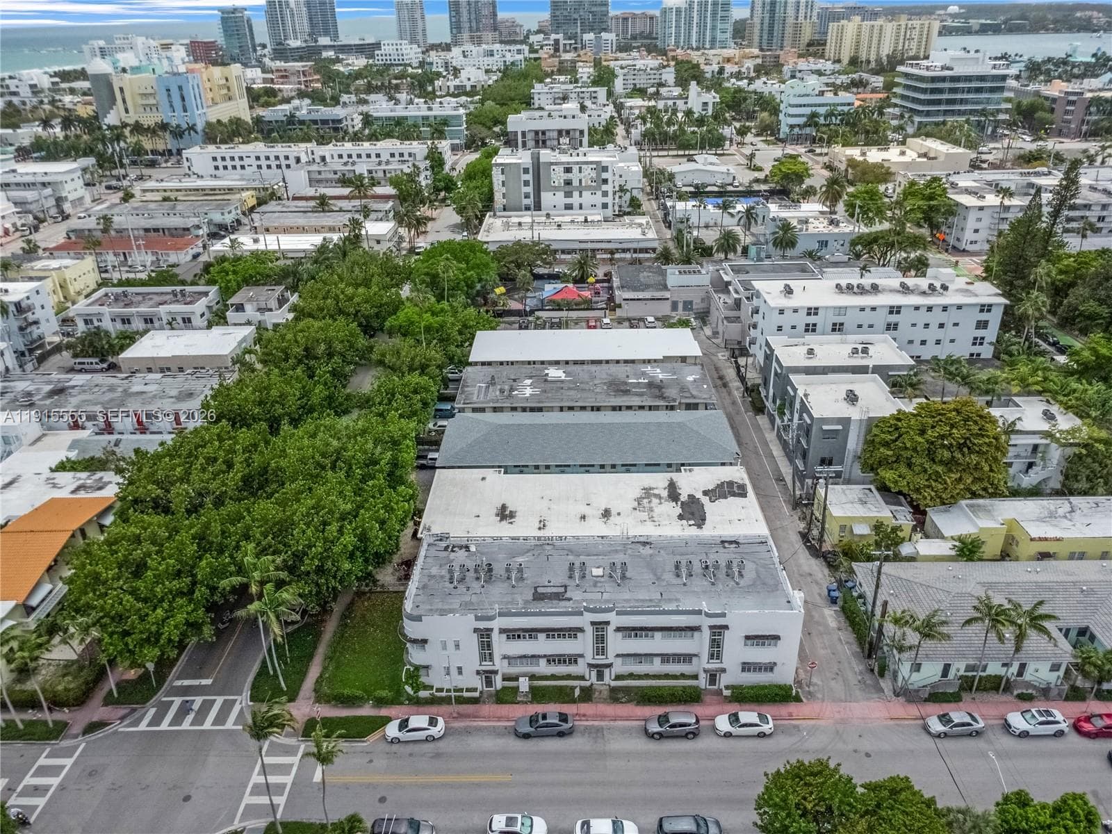 FIRST DECO CONDO · #107 in Miami Beach - Photo 4