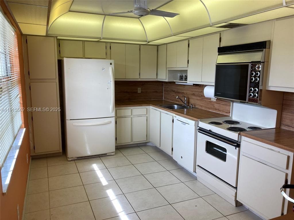 Palm Aire · #309 in Pompano Beach - Photo 8