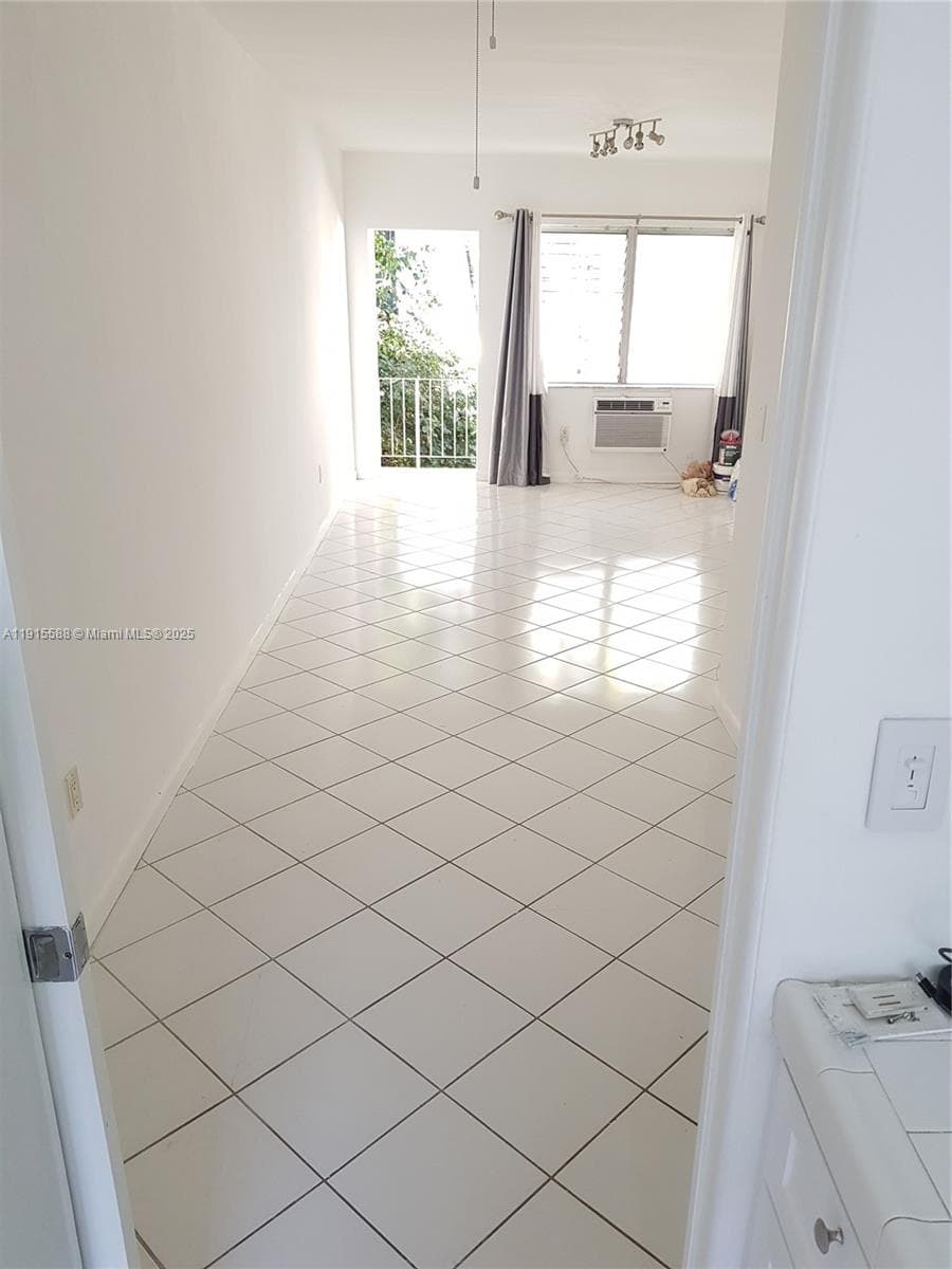 WINDSOR TERRACE CONDO · #10 in Miami Beach - Photo 2