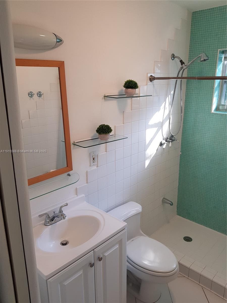 WINDSOR TERRACE CONDO · #10 in Miami Beach - Photo 10