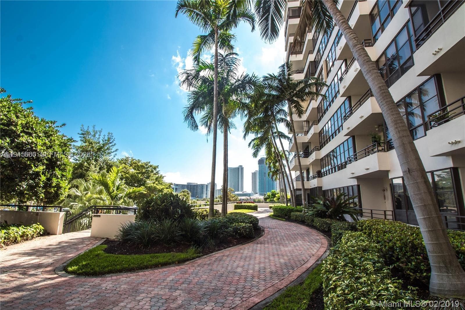 OLYMPUS CONDO · #408 in Hallandale Beach - Photo 33