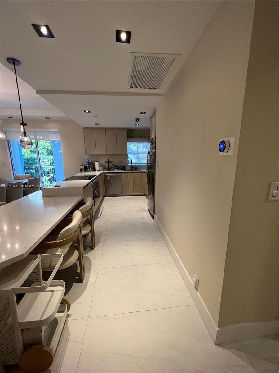 Mediterranean Village · #B308 in Aventura - Photo 22