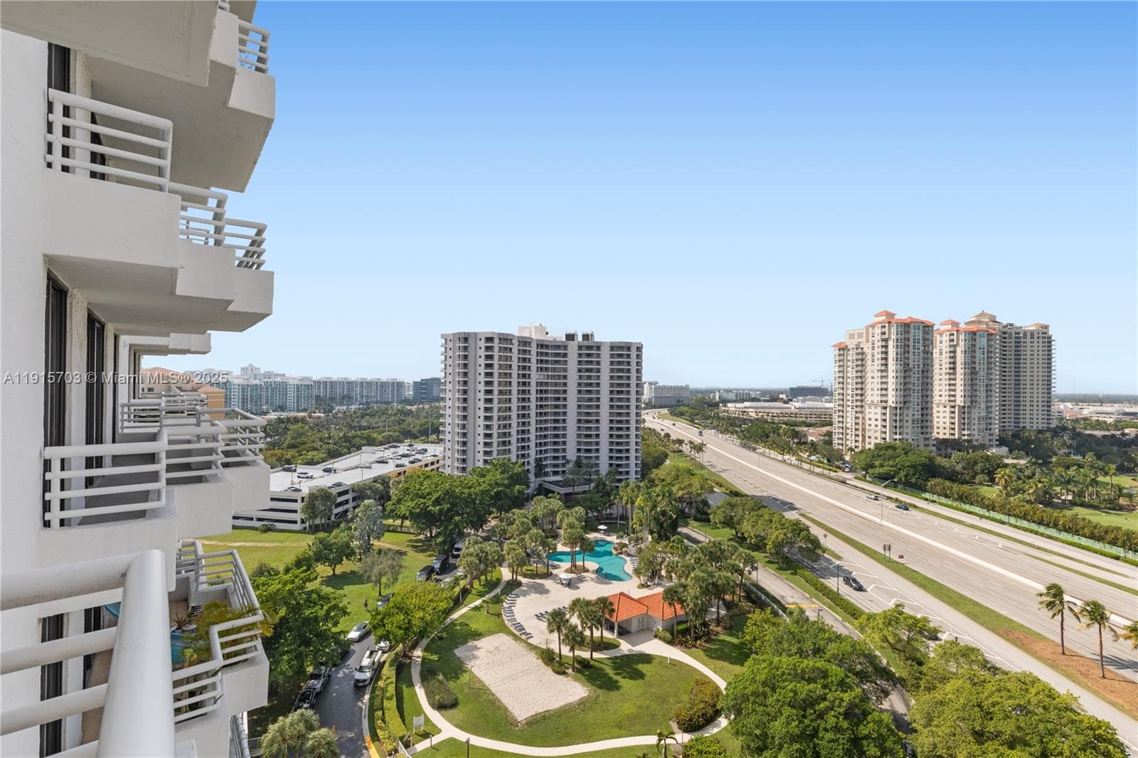 Parc Central Aventura Eas · #1603 in Aventura - Photo 23