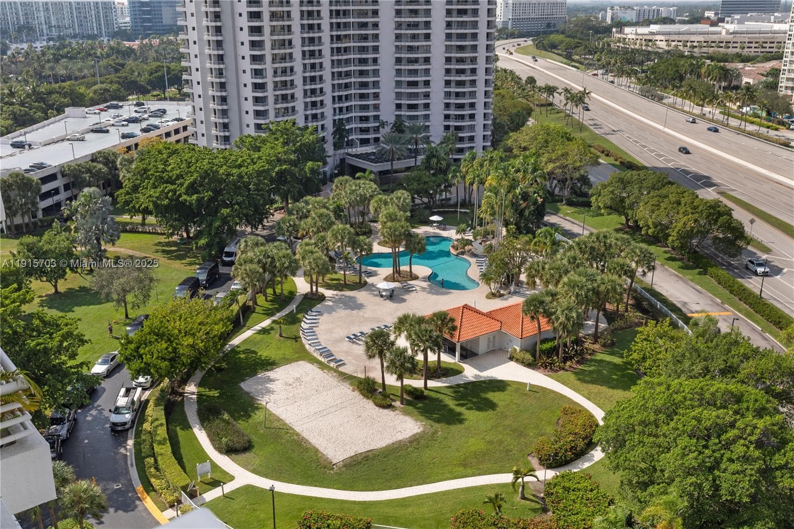 Parc Central Aventura Eas · #1603 in Aventura - Photo 24