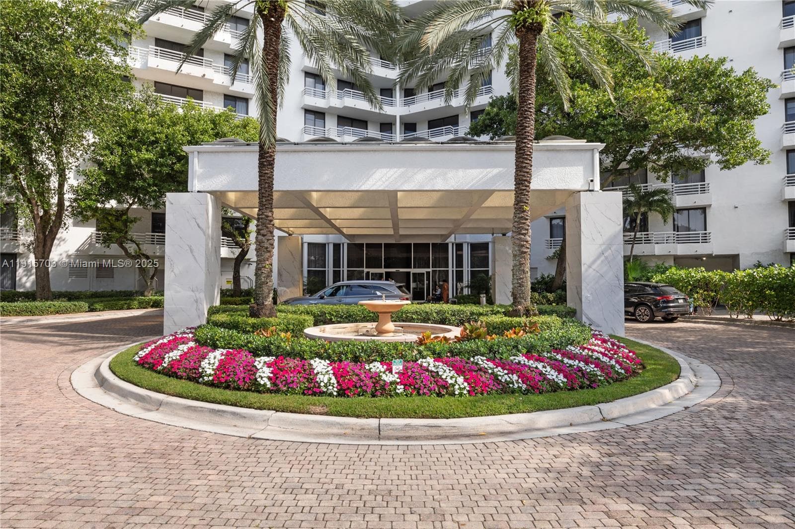 Parc Central Aventura Eas · #1603 in Aventura - Photo 30