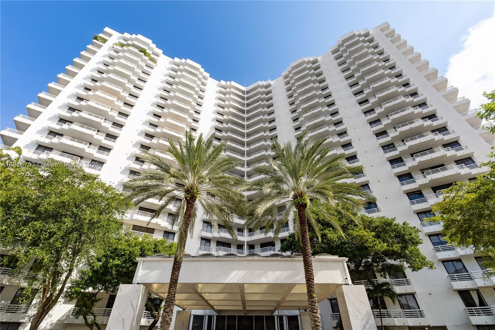 Parc Central Aventura Eas · #1603 in Aventura - Photo 29
