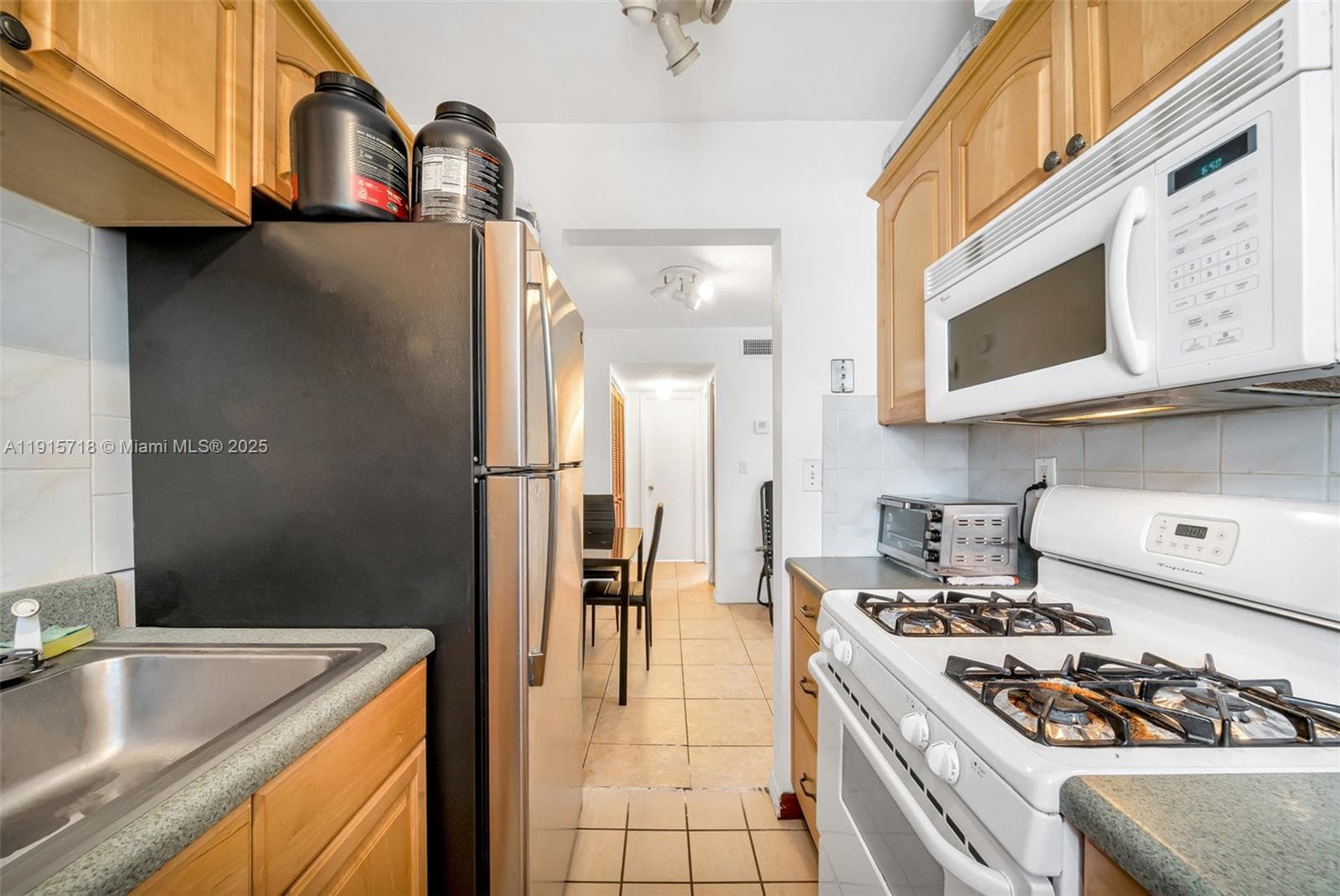 PENN PLAZA CONDO · #203 in Miami Beach - Photo 12