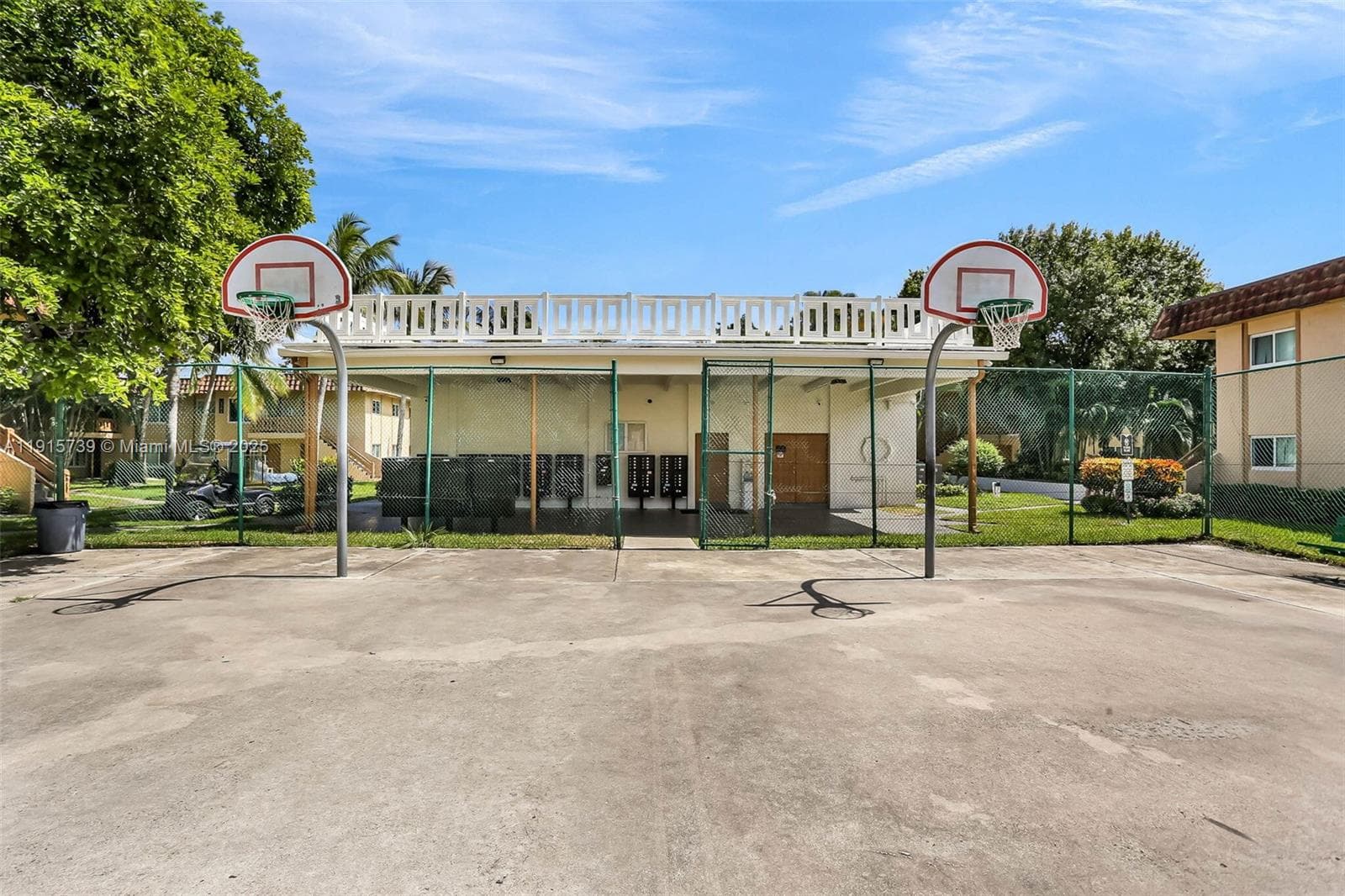 LAKESIDE CONDO AT LAUDERD · #204 in Lauderdale Lakes - Photo 13