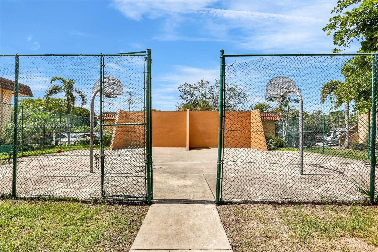 LAKESIDE CONDO AT LAUDERD · #204 in Lauderdale Lakes - Photo 14