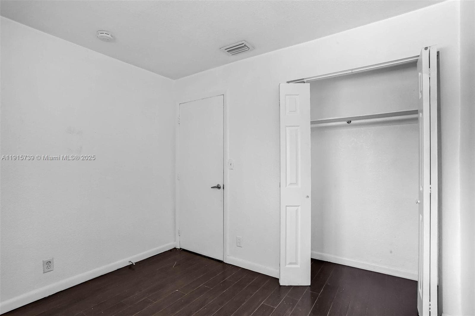 LAKESIDE CONDO AT LAUDERD · #204 in Lauderdale Lakes - Photo 11